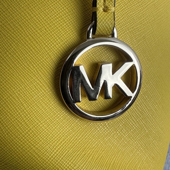 MICHAEL KORS JET SET‎ TRAVEL XS CARRYALL TOTE CONVERTIBLE SHOULDER BAG YELLOW - Picture 8 of 10